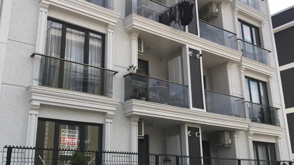 Kanat Apartmanı